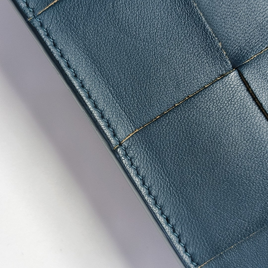 Cross-Body Bag Calfskin Green