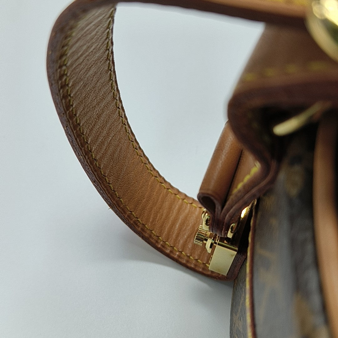 BOITE CHAPEAU PM Monogram Coated Canvas Brown