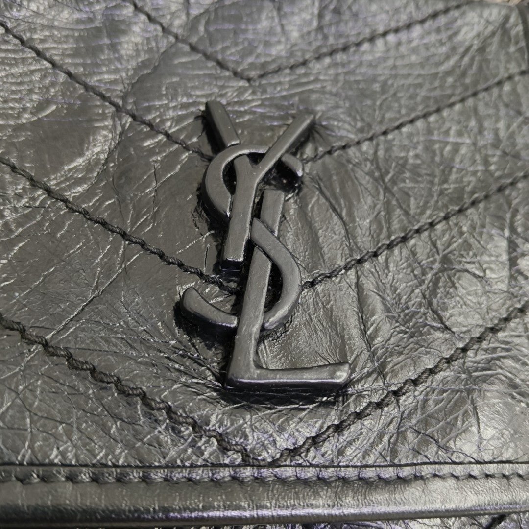 NIKI Small Chevron Calfskin Black