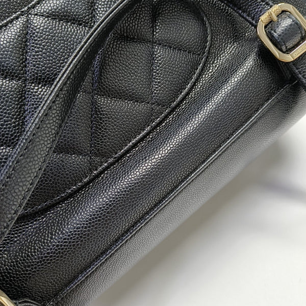 BUSINESS AFFINITY Medium Quilted Grained Calfskin Black