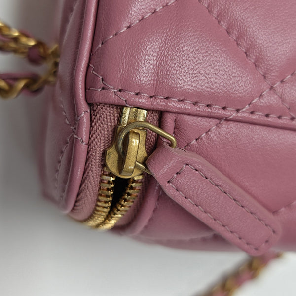 Quilted Lambskin Shoulder Bag Pink