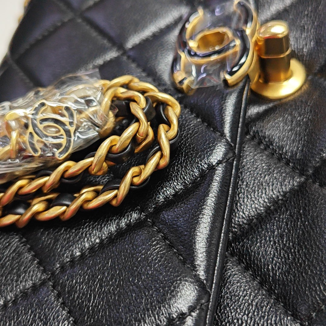 Lambskin Shoulder Bag Black