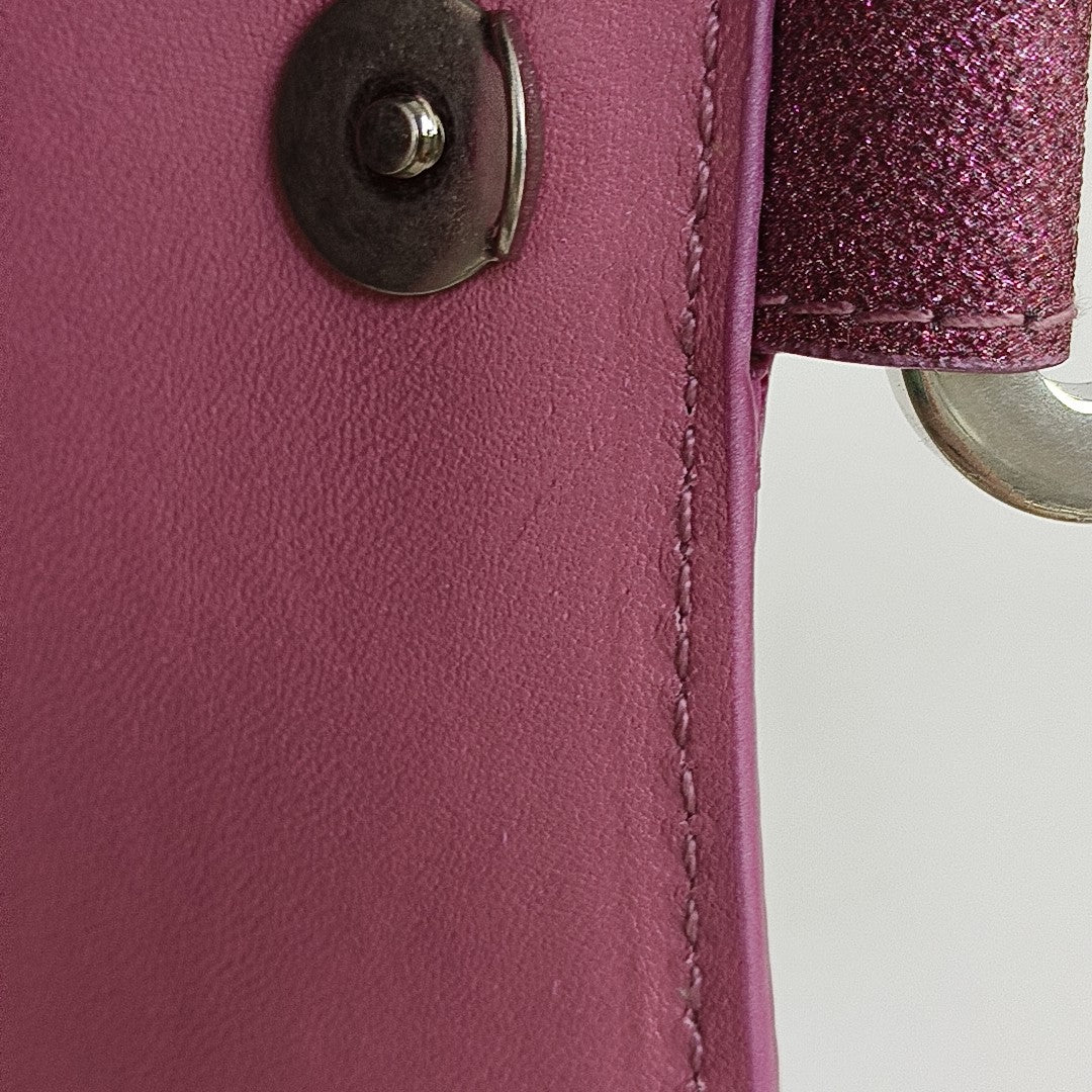 Hourglass XS Quilted Calfskin Red