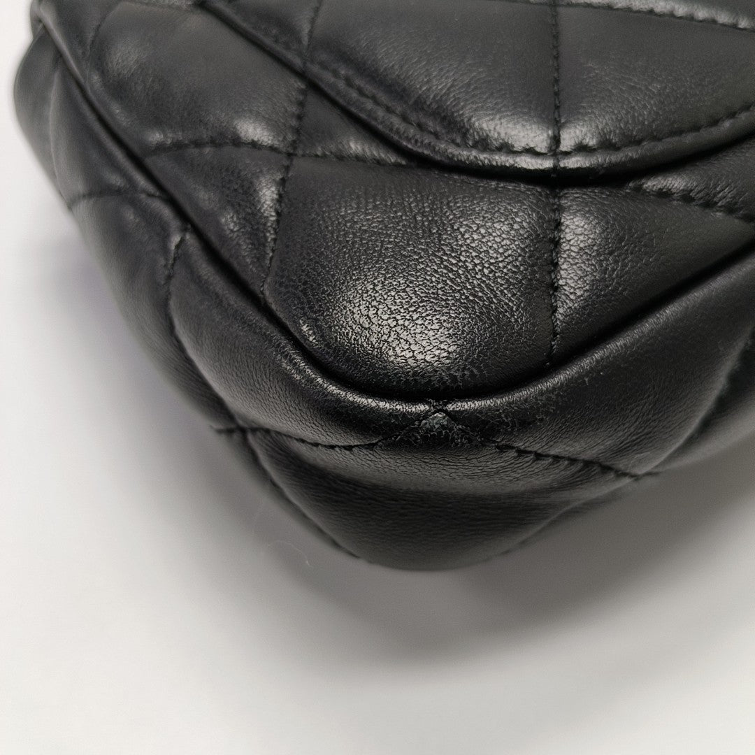 CLASSIC FLAP Mini Quilted Lambskin Black