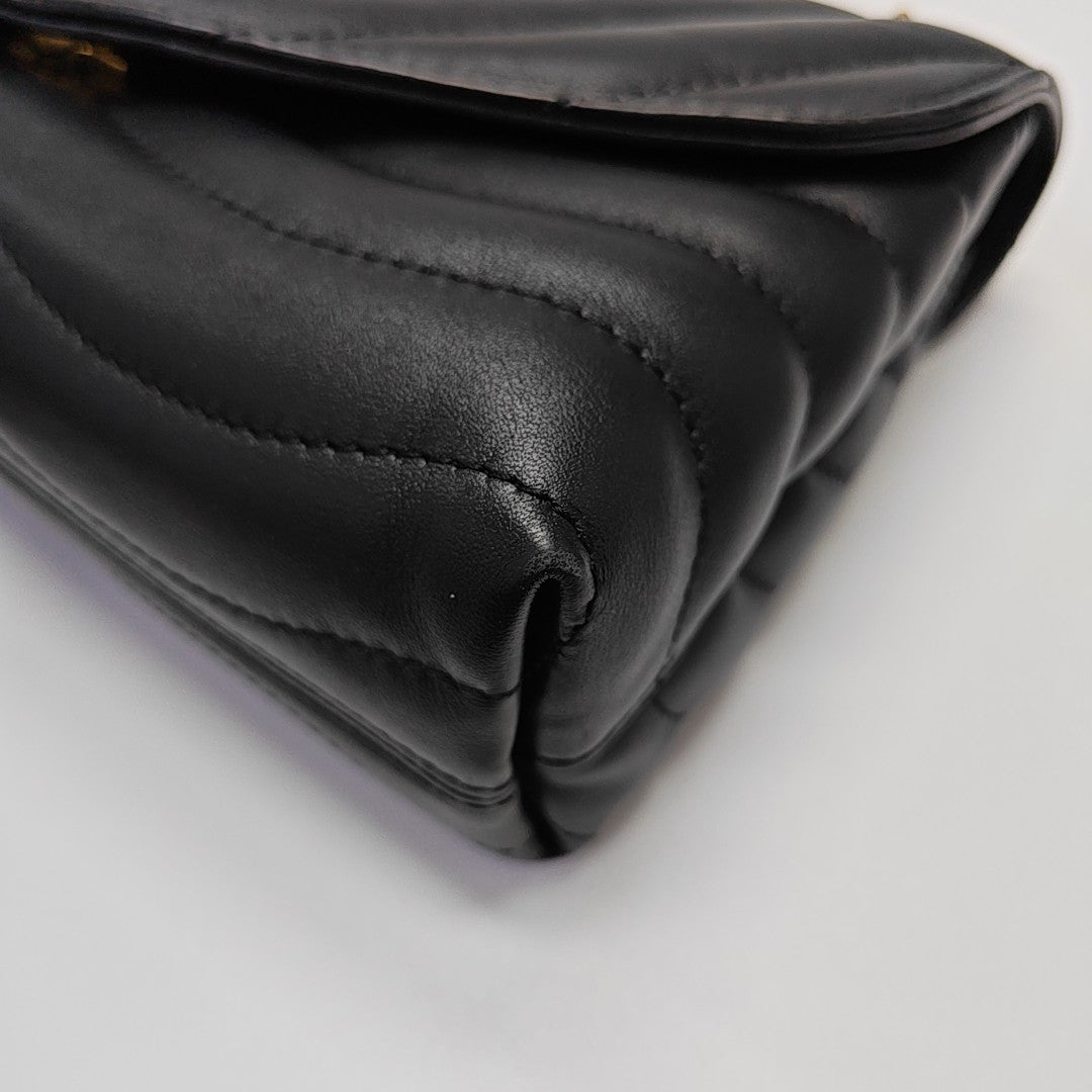 NEW WAVE Quilted Calfskin Black