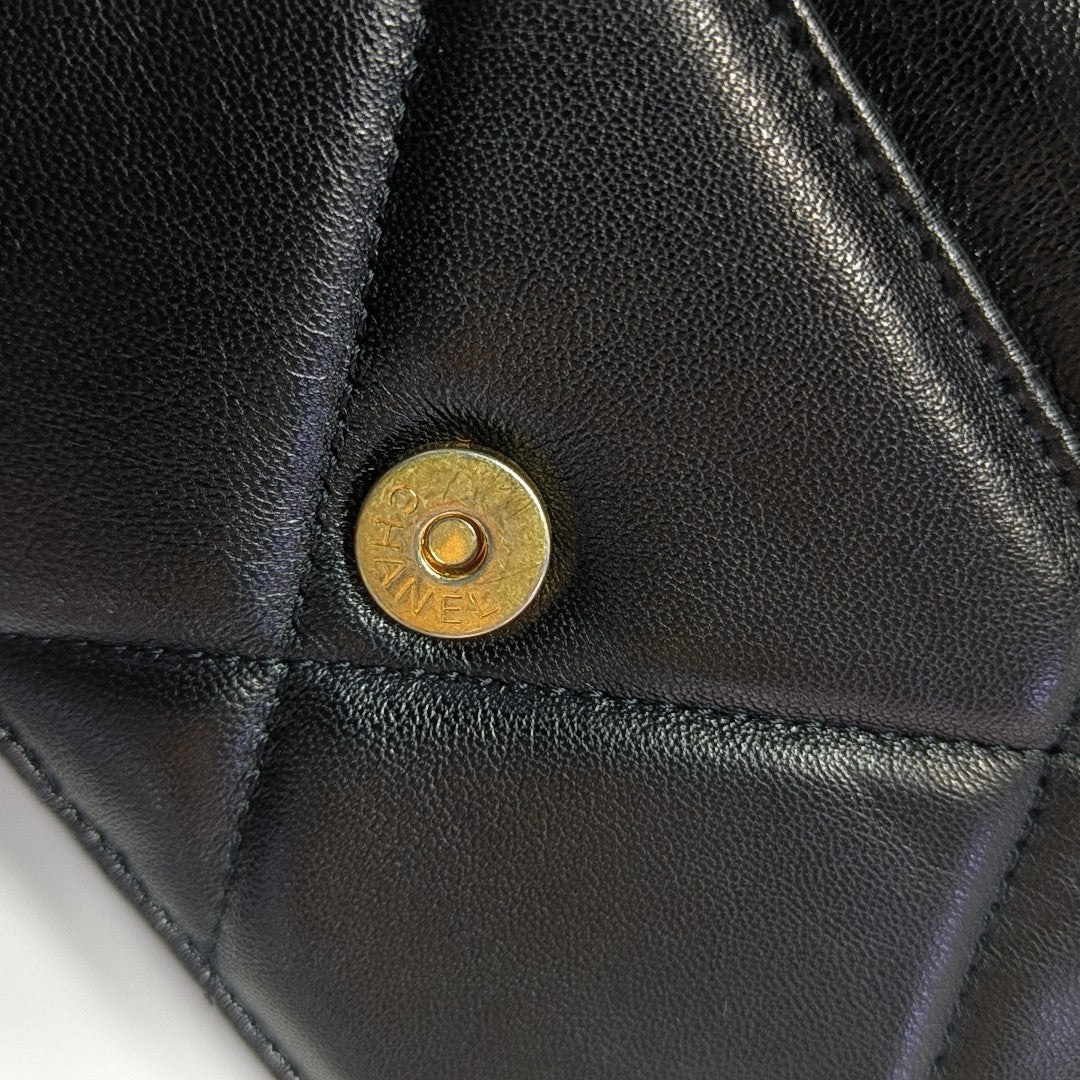 CHANEL 19 WOC Quilted Lambskin Black