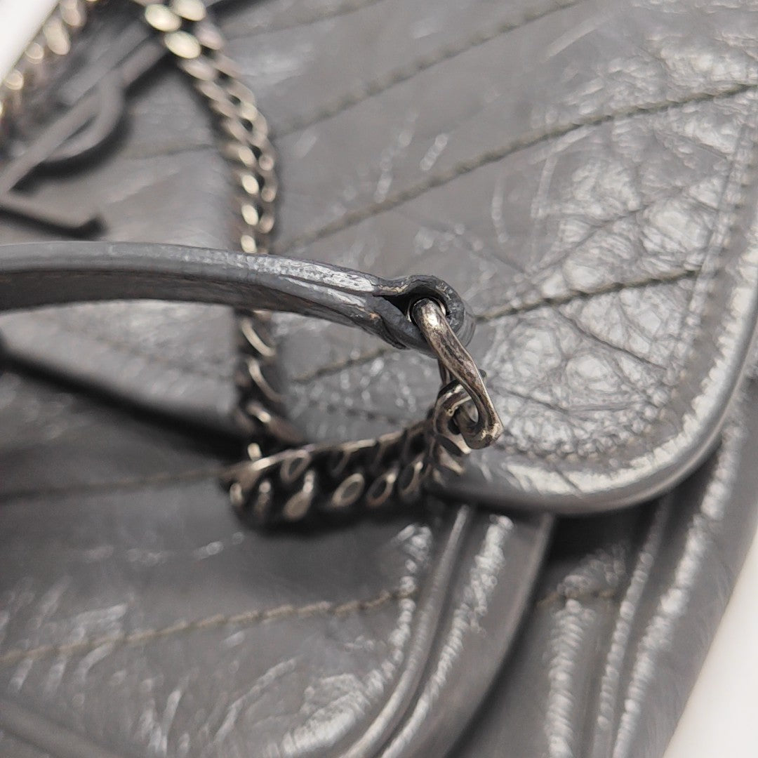 NIKI Small Chevron Calfskin Gray