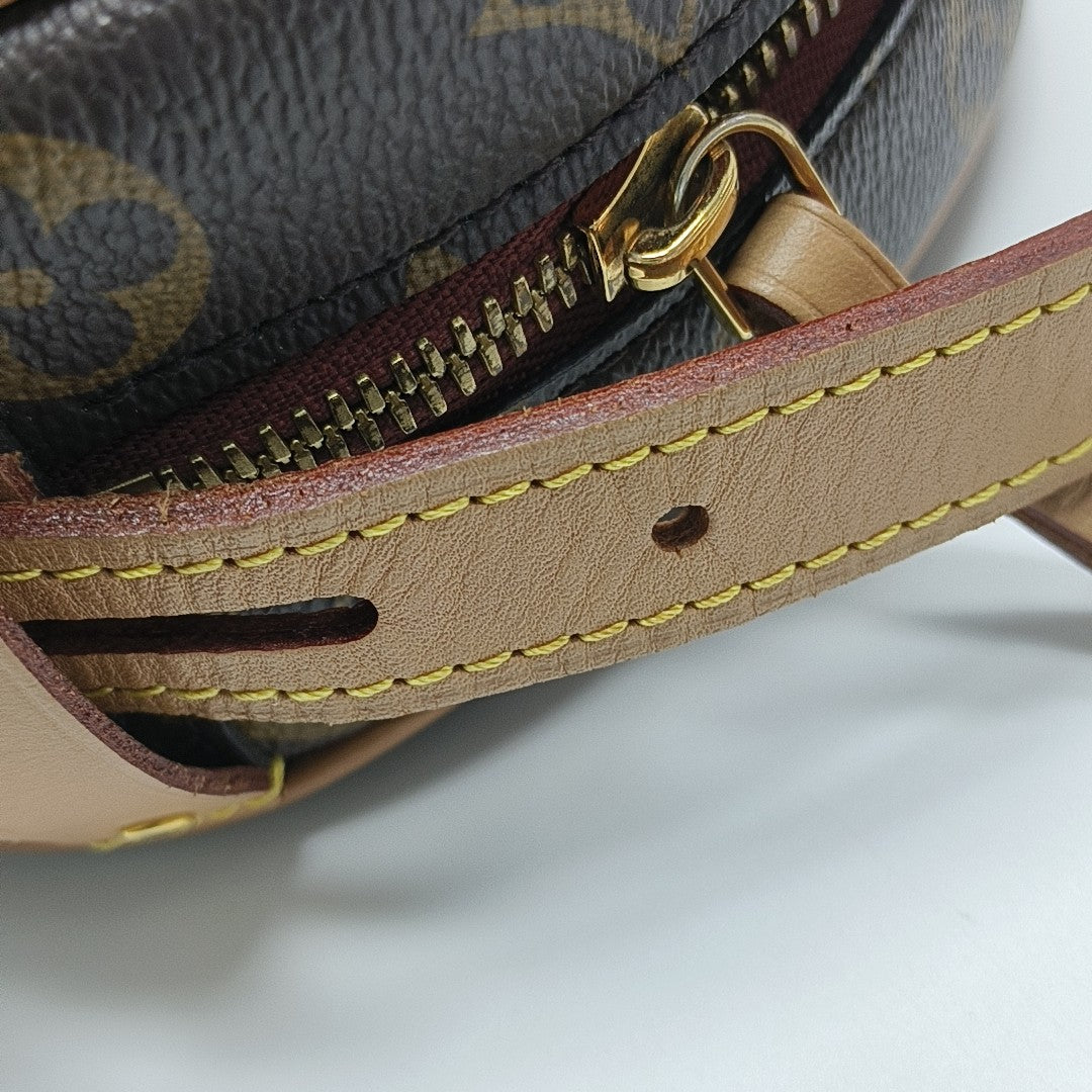 BOITE CHAPEAU PM Monogram Coated Canvas Brown