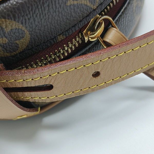 BOITE CHAPEAU PM Monogram Coated Canvas Brown