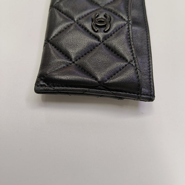 CLASSIC FLAP Quilted Lambskin Black Card Holder