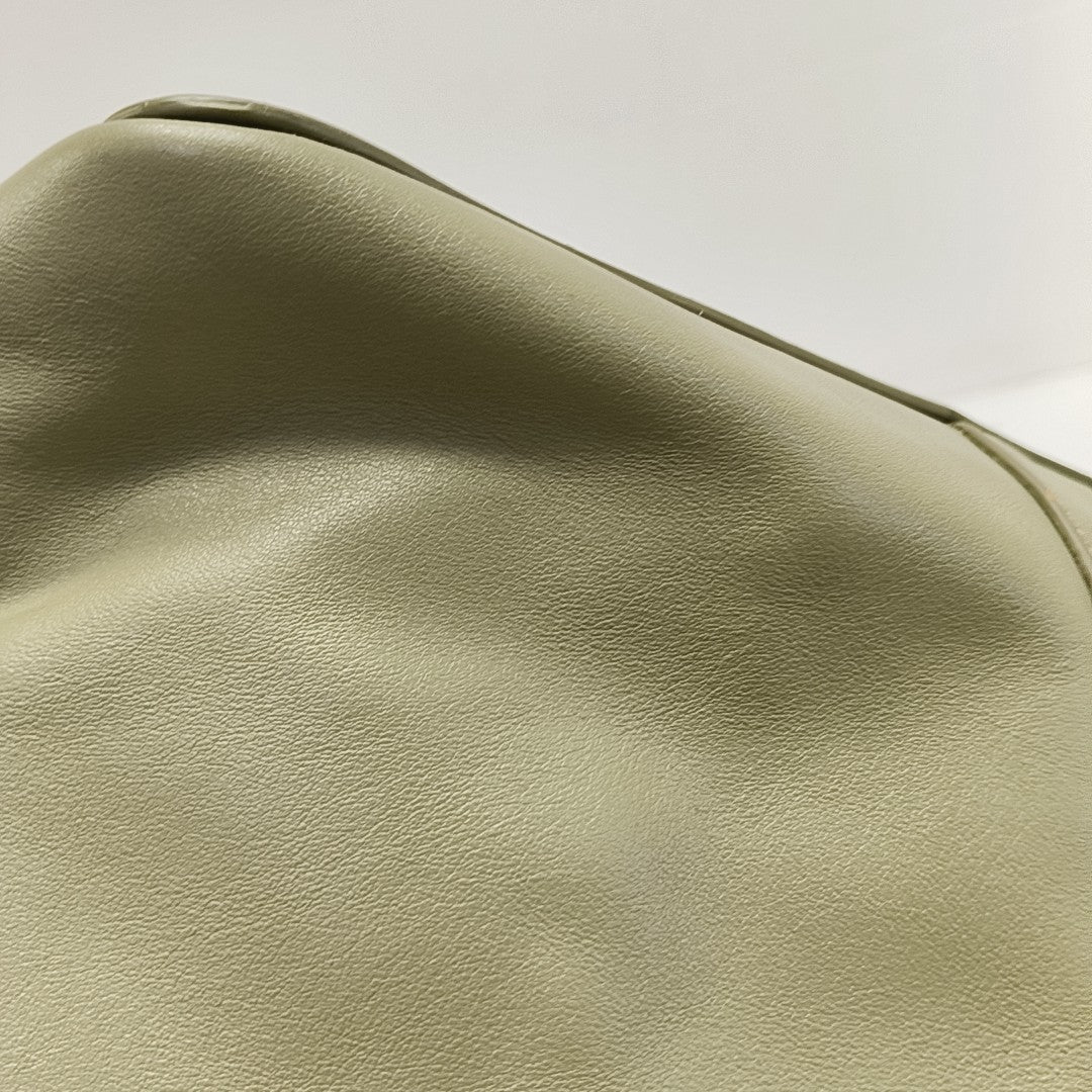 Calfskin Bucket Bag Medium Green