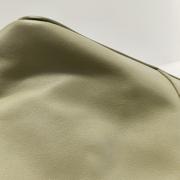 Calfskin Bucket Bag Medium Green