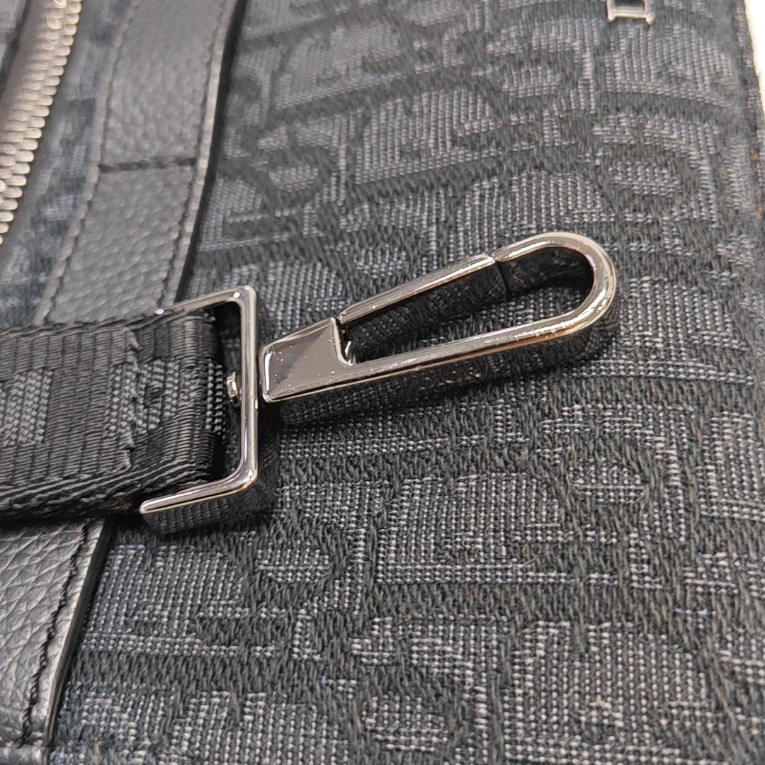 Safari Oblique Canvas Black