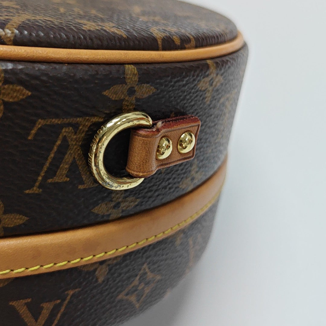 BOITE CHAPEAU PM Monogram Coated Canvas Brown