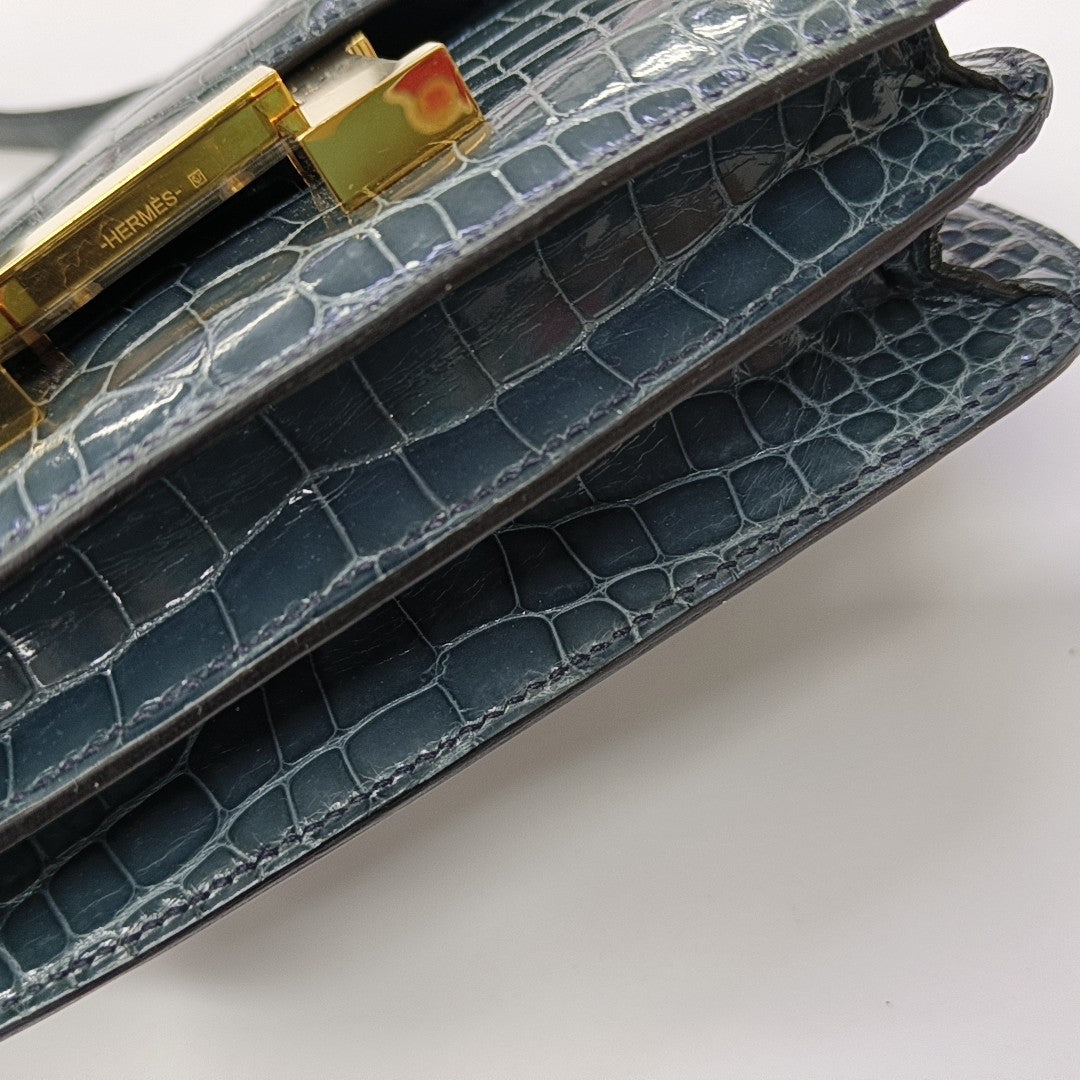 Constance 19 Shiny Porosus Crocodile Blue