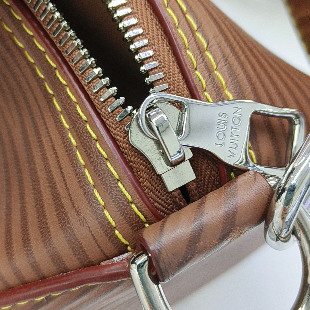 VINTAGE SOUFFLOT Calfskin Brown