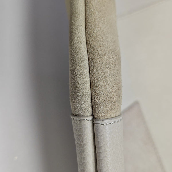 IVY Quilted Suede White
