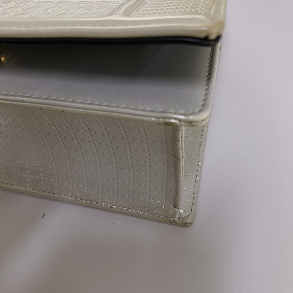 Diorama Small Cannage Calfskin Beige