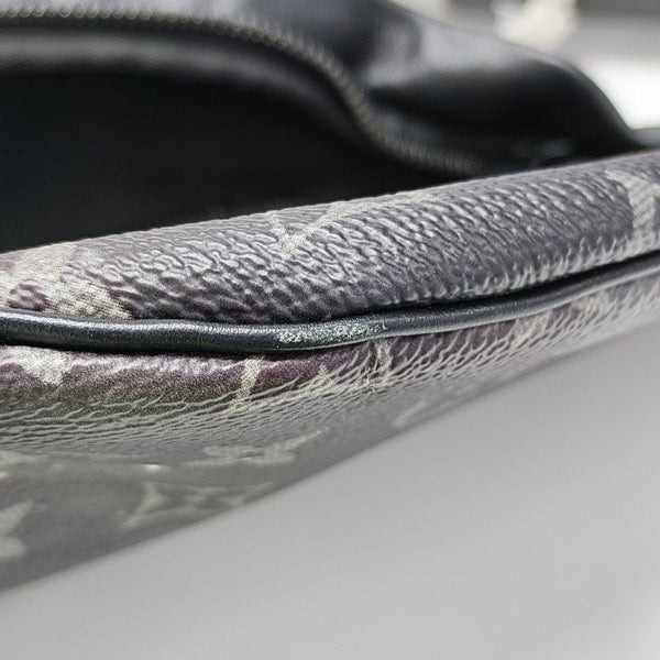 DISCOVERY Monogram Coated Canvas Black