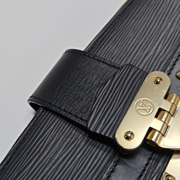 TRUNK Epi Black