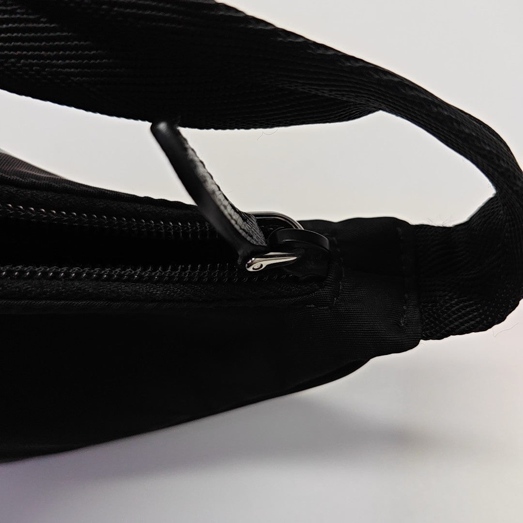 Authenticated pre-owned  Re-Edition2005 Mini Nylon Black - Tote Bag at Looply