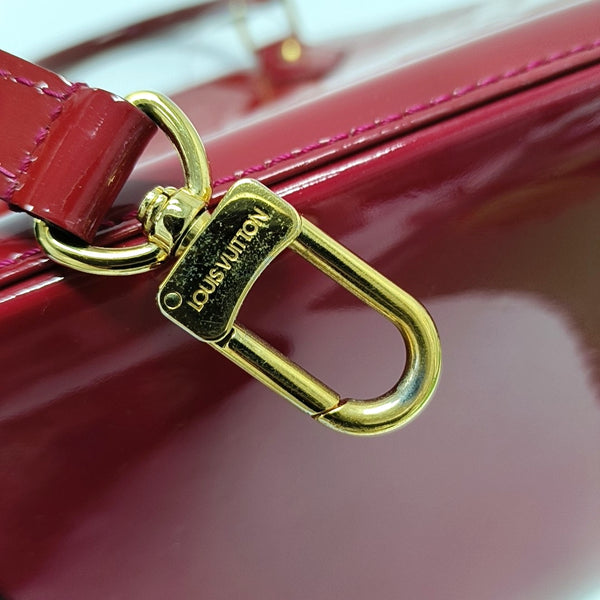 Authenticated pre-owned  ALMA PM Patent Leather Pink - Shoulder Bag at Looply