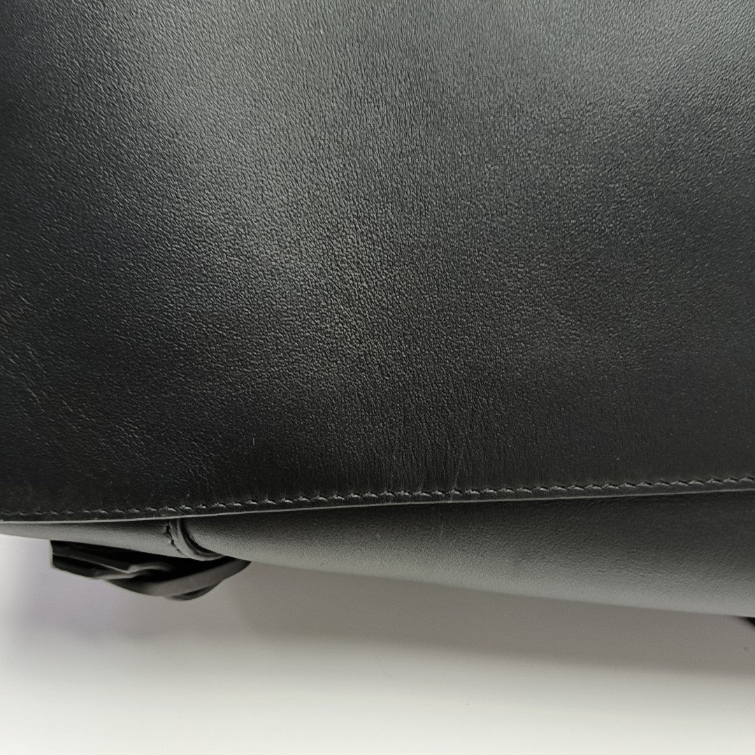 Neo Classic Large Calfskin Black