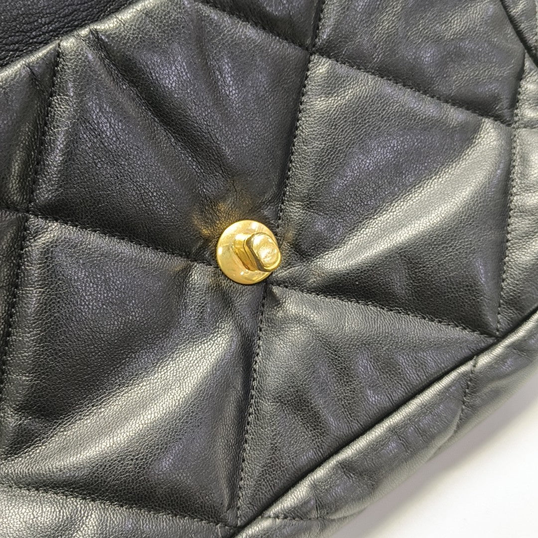 CHANEL 19 Small Quilted Lambskin Black