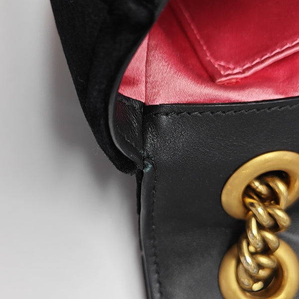 GG Marmont Small Quilted Velvet Black