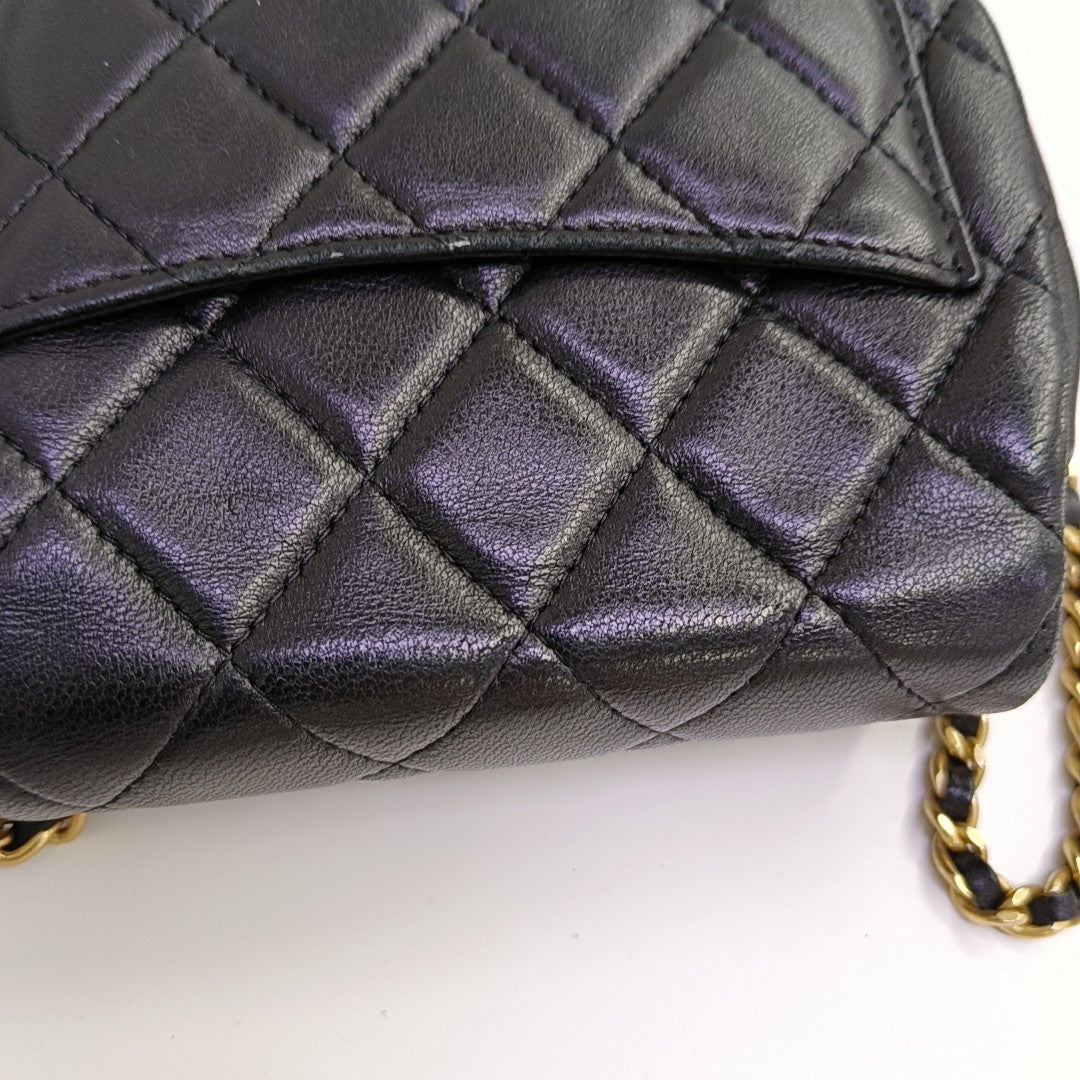 Quilted Lambskin Shoulder Bag Black