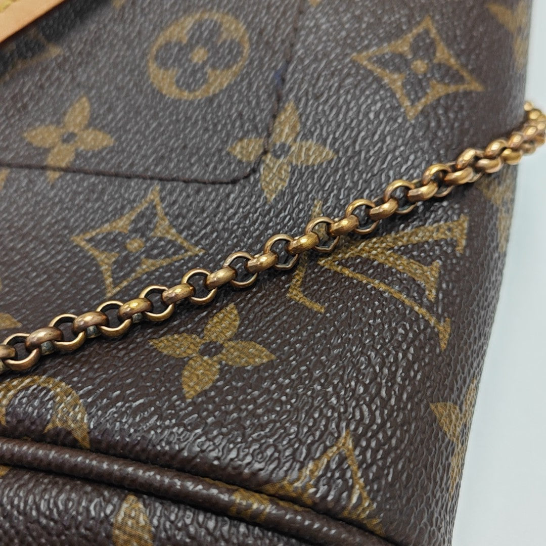 FAVORITE MM Monogram Coated Canvas Brown