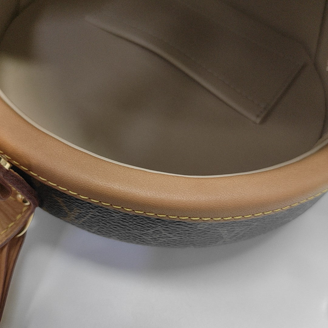 BOITE CHAPEAU PM Monogram Coated Canvas Brown