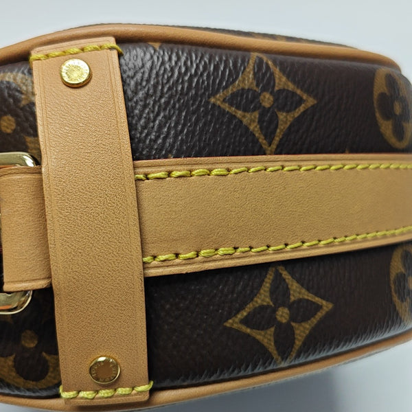 BOITE CHAPEAU PM Monogram Coated Canvas Brown