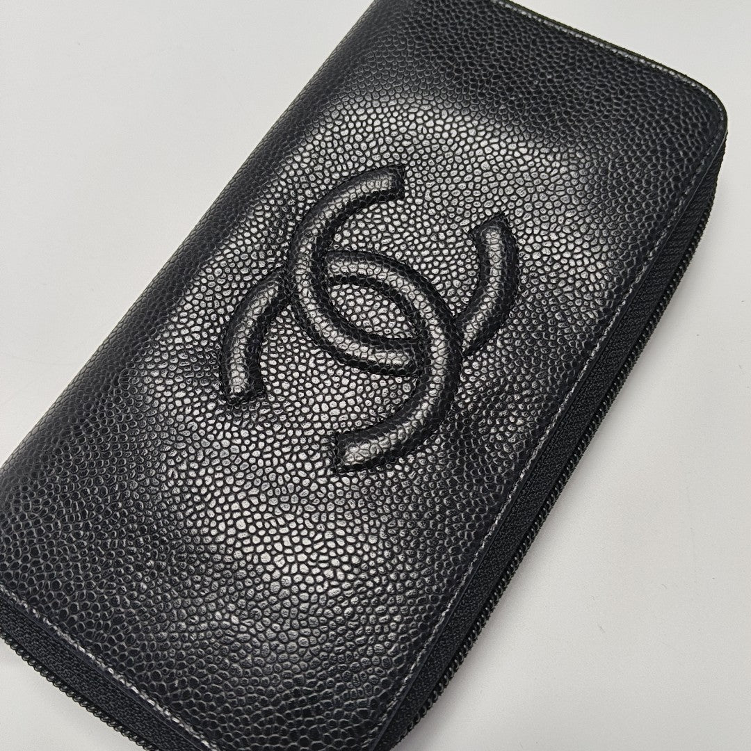 Grained Calfskin Wallet Black