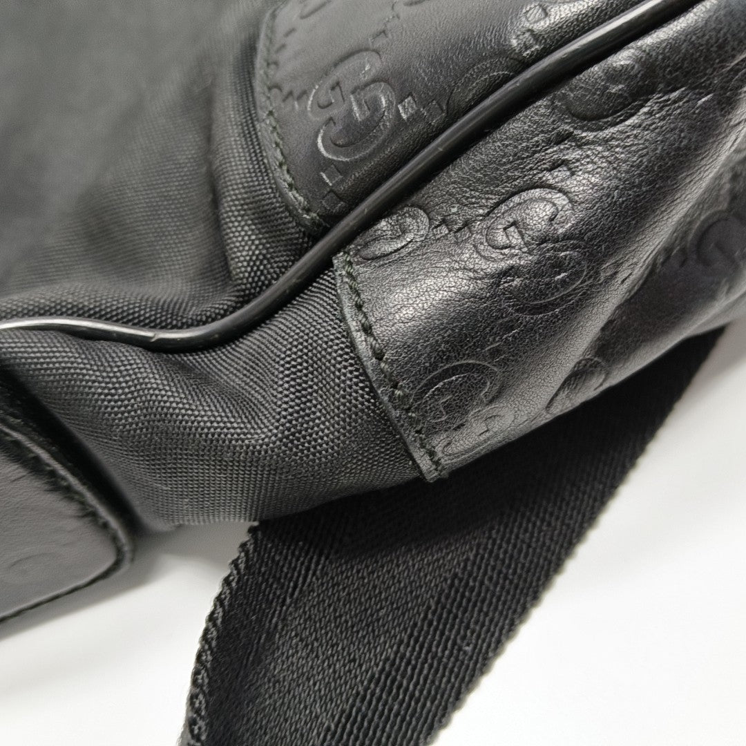Messenger Fabric Black