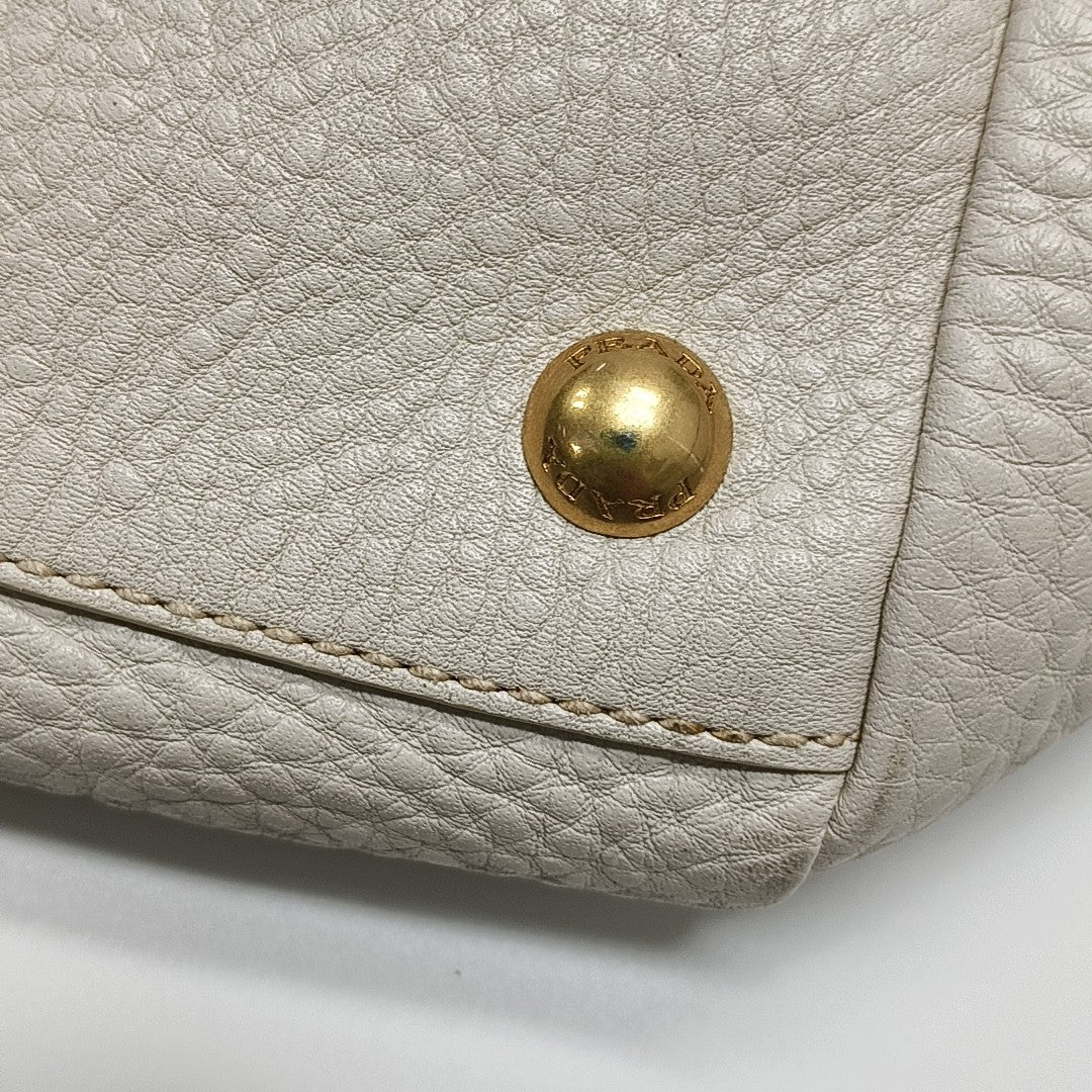 Calfskin White