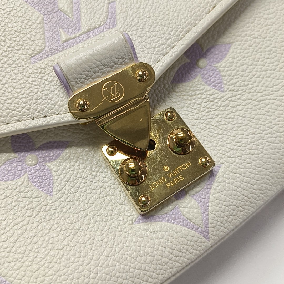 MÉTIS EAST WEST Monogram Calfskin White