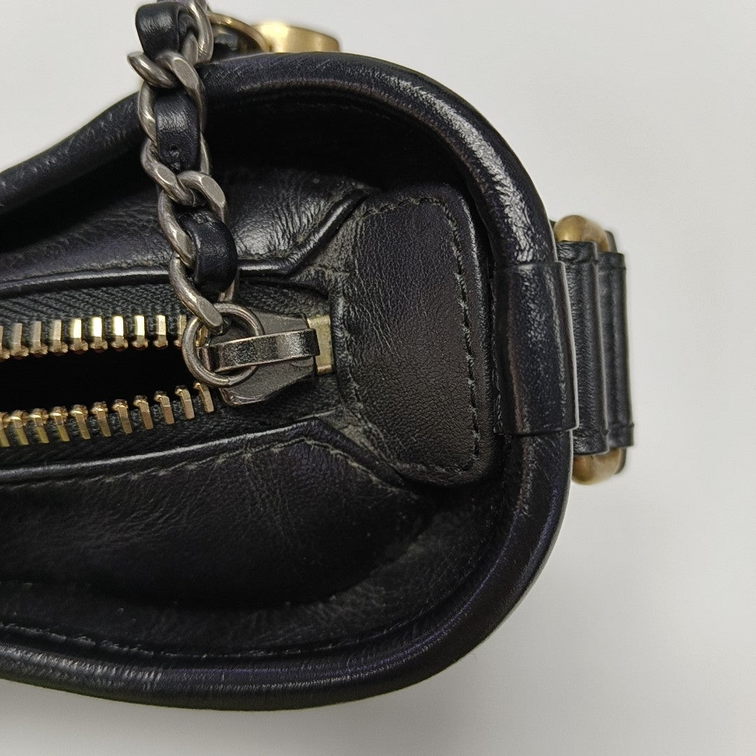 GABRIELLE Small Quilted Calfskin Black