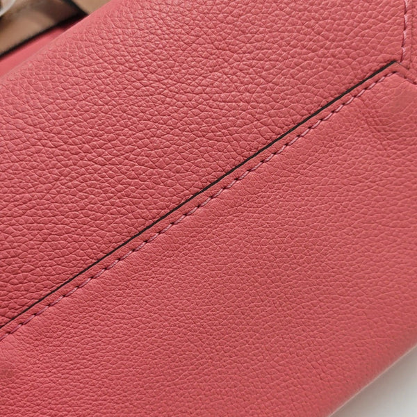 LOCKME PM Calfskin Pink