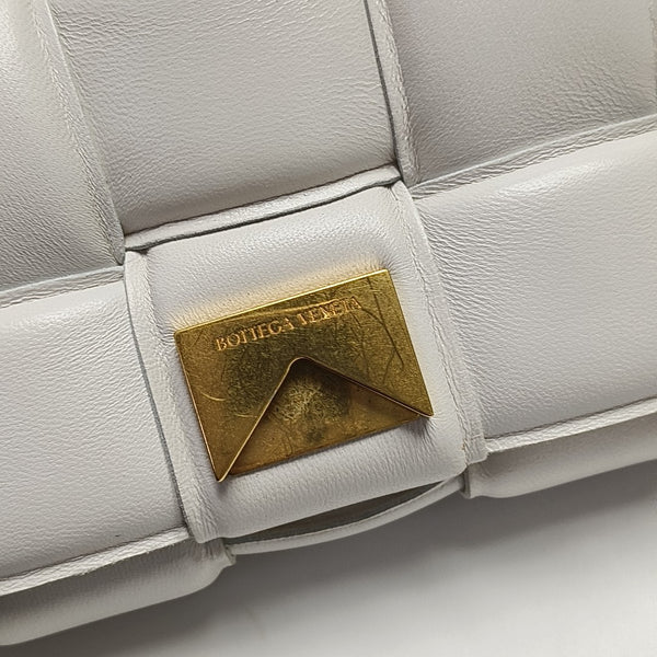 Cassette Medium Lambskin White