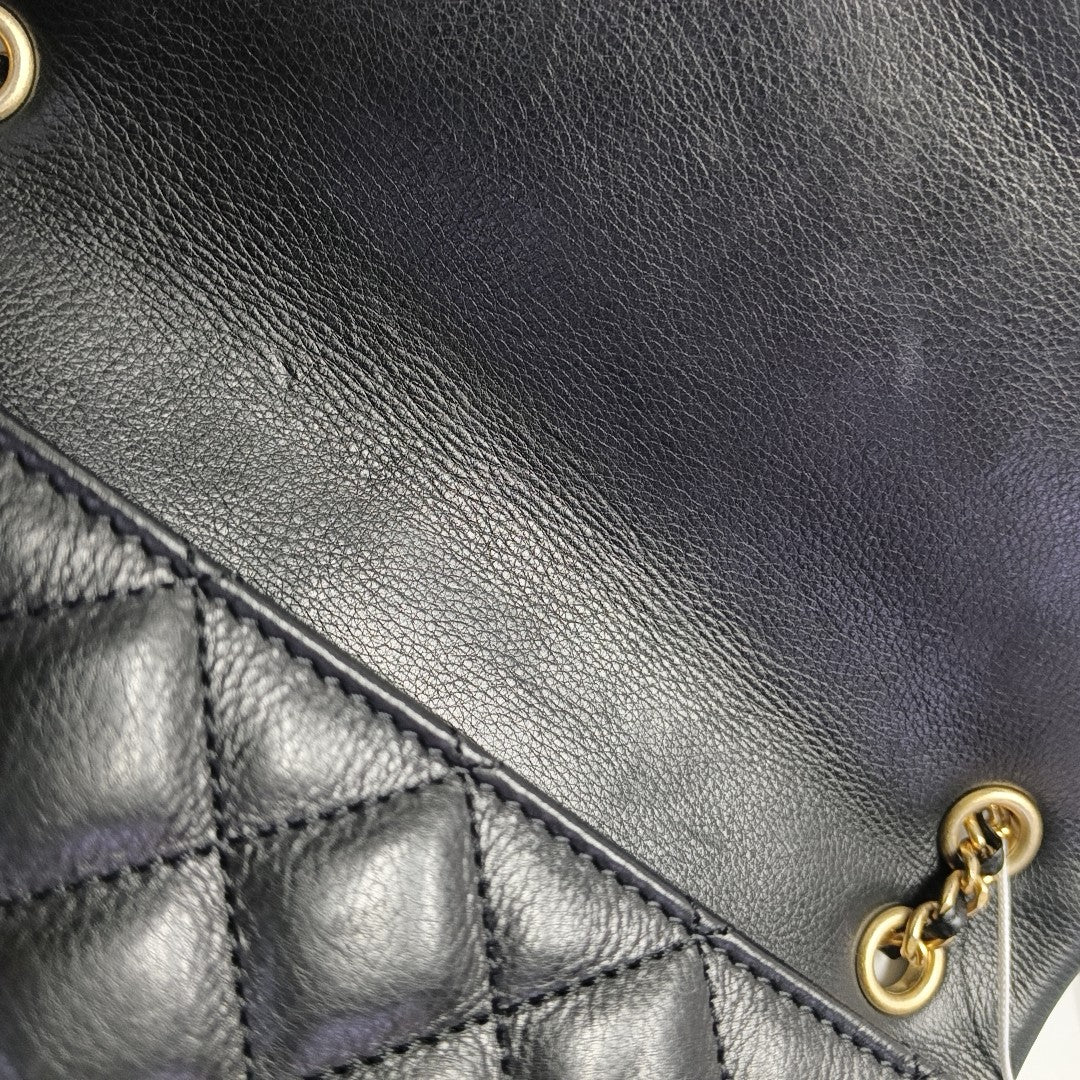 ROCK THE CORNER Medium Quilted Calfskin Black