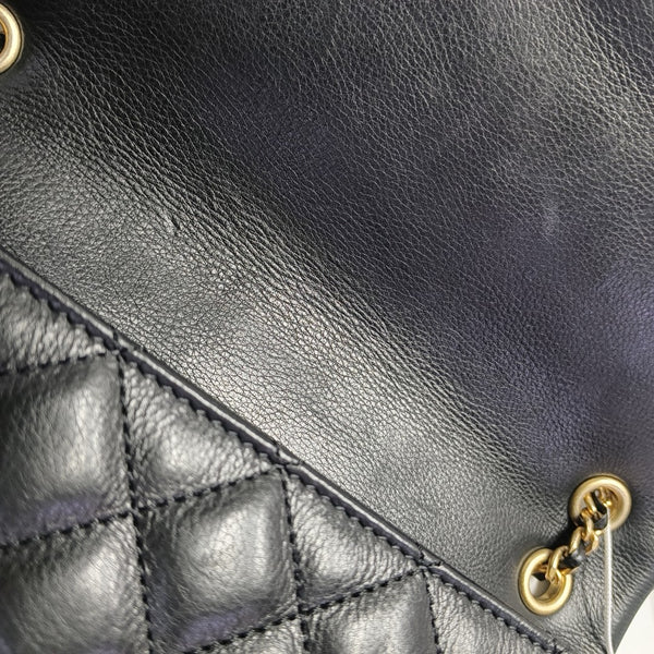 ROCK THE CORNER Medium Quilted Calfskin Black