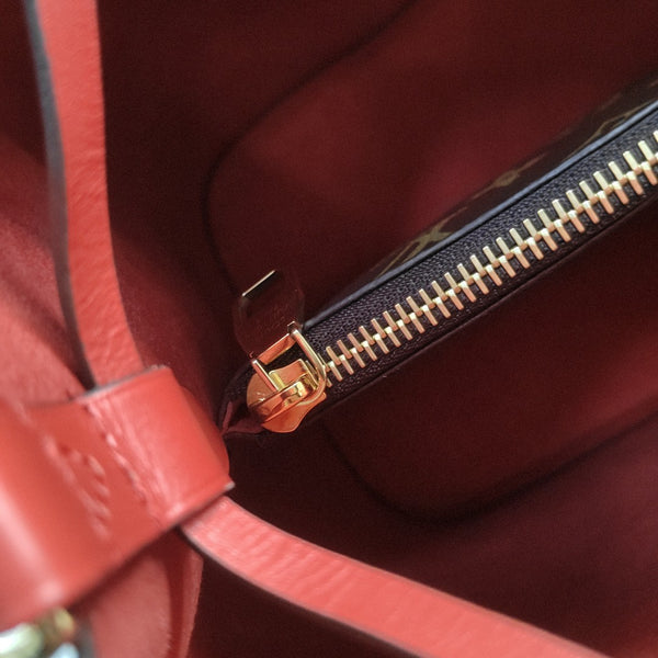 NÉONOÉ MM Monogram Coated Canvas Brown