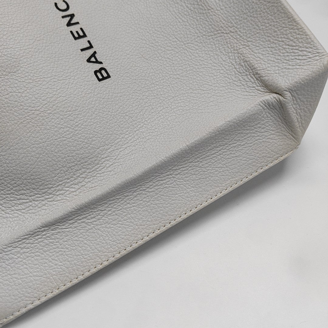 Shopping Bag Calfskin White