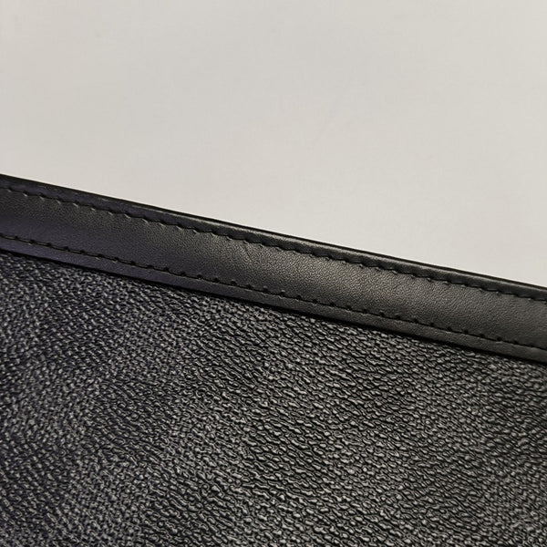 Pochette Voyag MM Damier Graphite Coated Canvas Gray