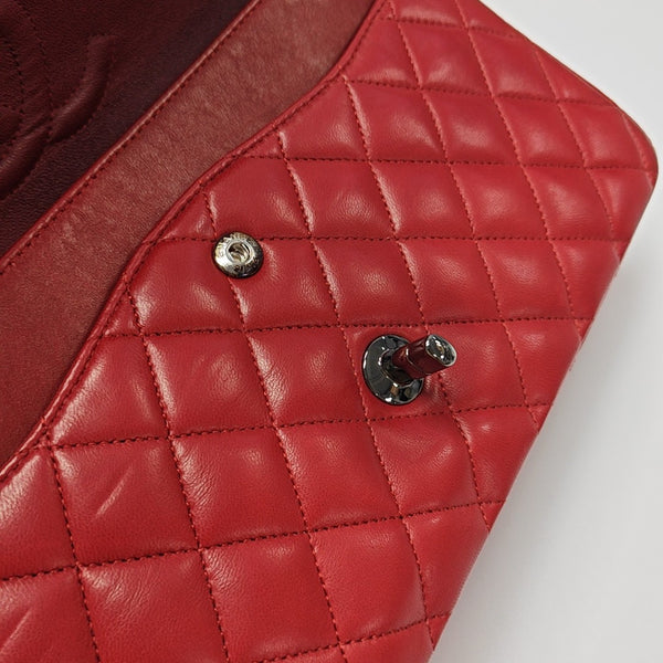 CLASSIC FLAP Medium Quilted Lambskin Red