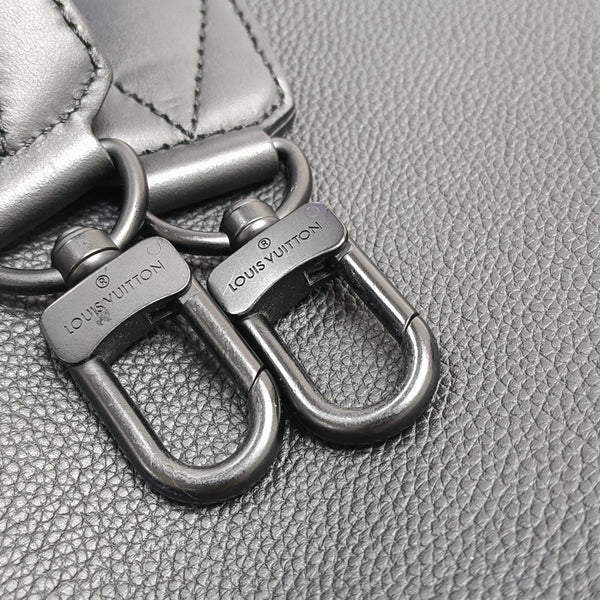 AEROGRAM Calfskin Black
