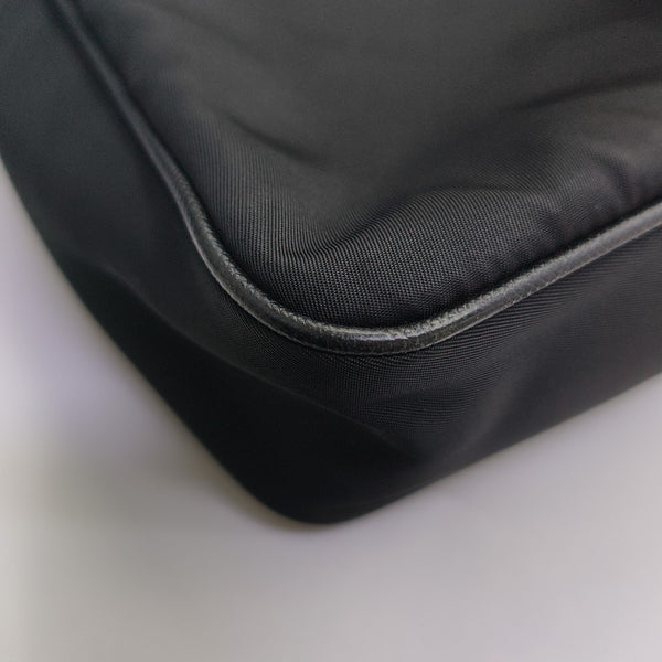 Re-Edition2000 Nylon Black