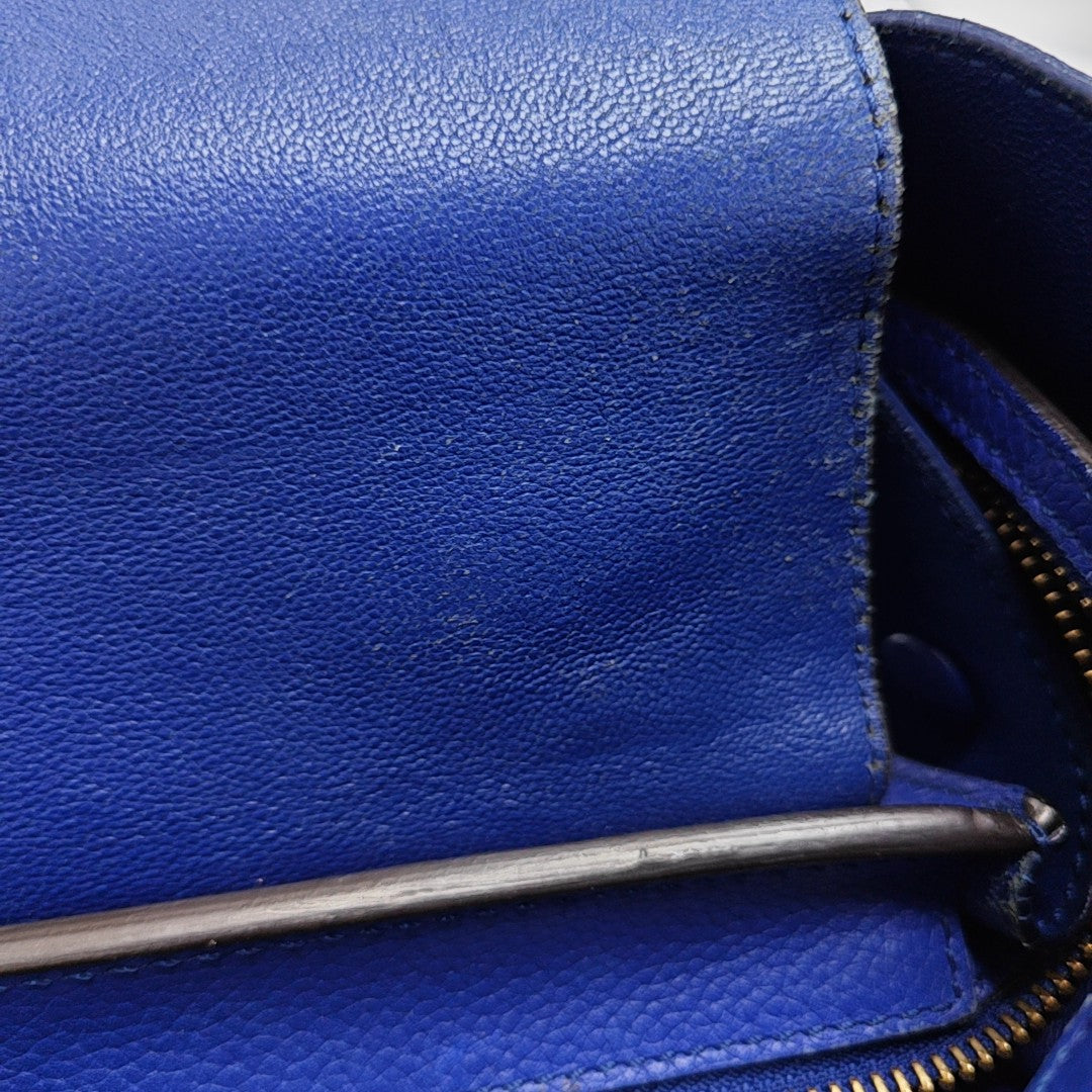 TRAPEZE Medium Calfskin Blue