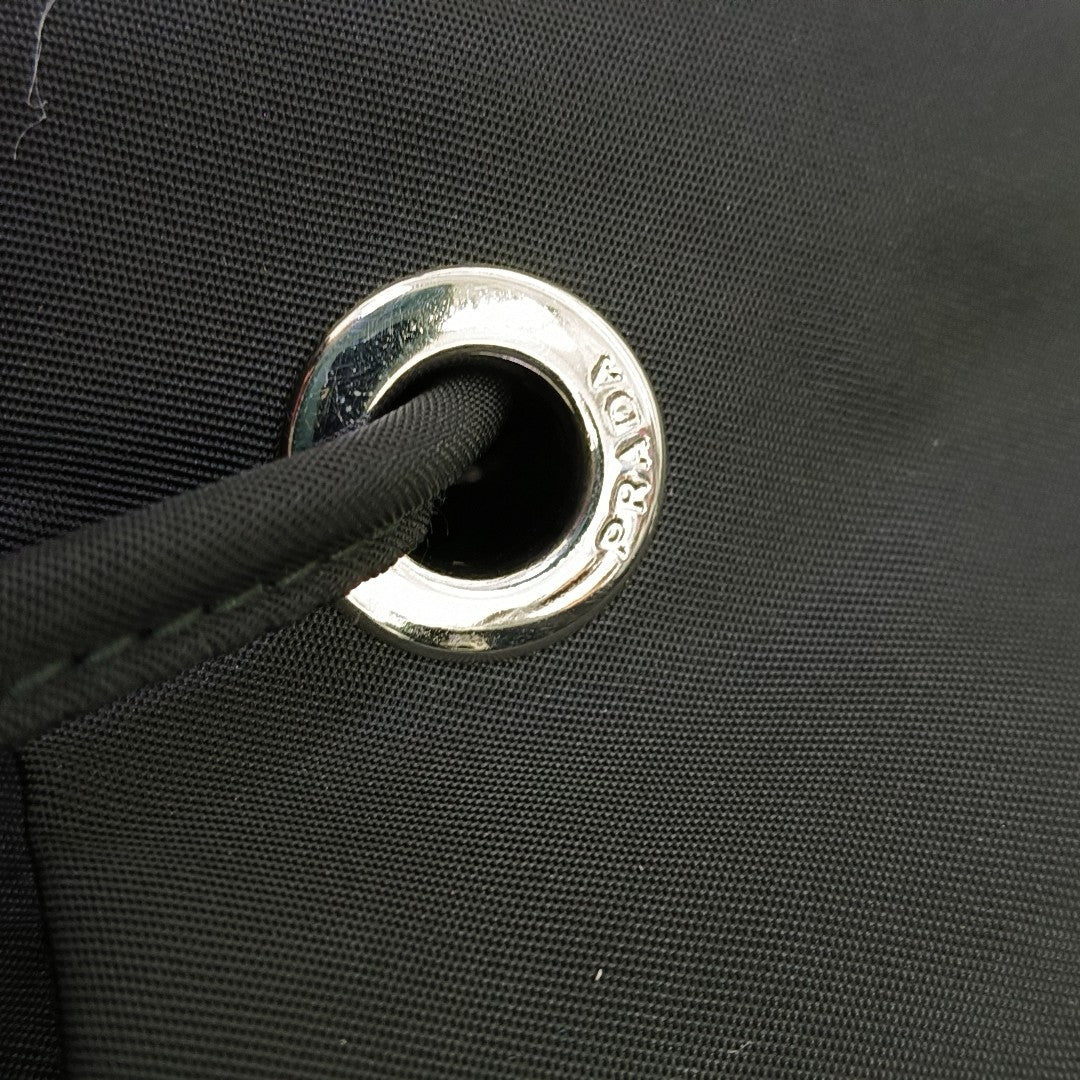 Re-Nylon Medium Nylon Black